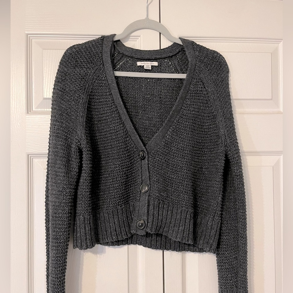 American Eagle Gray Cropped Cardigan